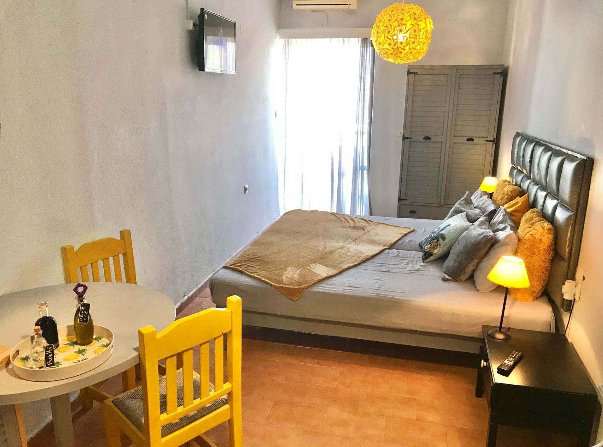 Апартаменты Eleana Apartments *
